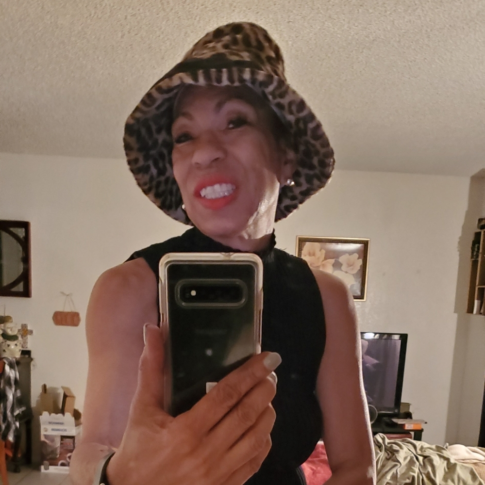 Meet your Posher, Jacquelyn